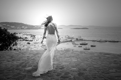 Myrto in Isabell by Nurit Hen